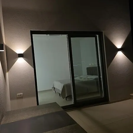 Lavie Suisse Villa *