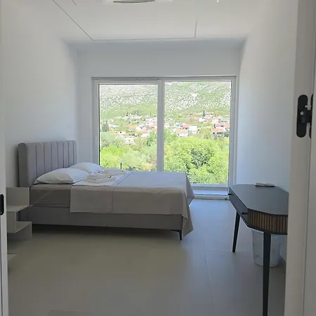 Lavie Suisse Villa *